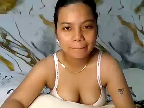 Snapshot of deseyy chatting on April 24, 2026, 5:54 am deseyy online show from April 24, 2026, 5:54 am