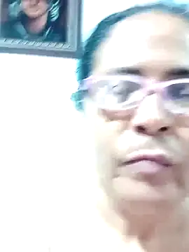 Snapshot of sexymomsn chatting on May 21, 2026, 12:50 am sexymomsn online show from May 21, 2026, 12:50 am
