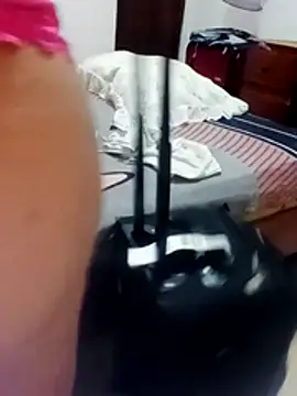 sexymomsn online show from June 27, 2026, 12:22 pm