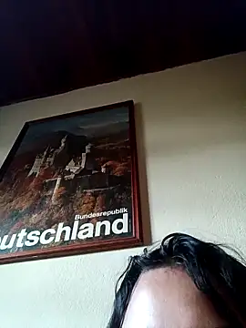 yarinhafox online show from April 5, 2026, 10:01 am