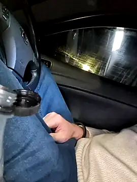 Notiesfuk online show from April 18, 2026, 10:54 pm