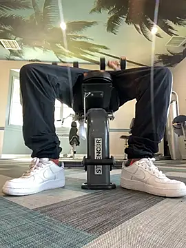 PHAT FTM KLIT87 online show from April 10, 2026, 3:28 pm