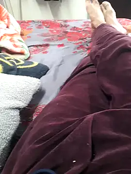 lucyyferr online show from April 19, 2026, 10:14 am