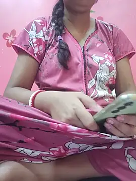 itz-priya online show from May 25, 2026, 9:10 pm