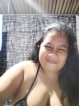 Snapshot of wild_Joan chatting on July 7, 2026, 12:20 pm wild Joan online show from July 7, 2026, 12:20 pm
