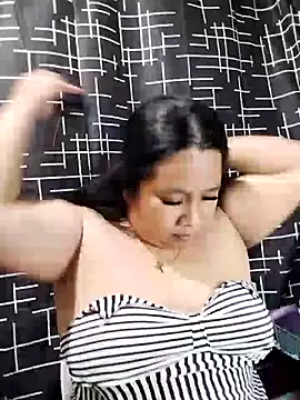Snapshot of wild_Joan chatting on July 17, 2026, 11:50 am wild Joan online show from July 17, 2026, 11:50 am