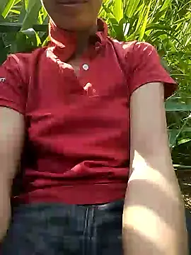 Snapshot of Lucky-beo chatting on May 16, 2026, 12:07 am Lucky-beo online show from May 16, 2026, 12:07 am