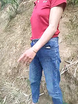 Snapshot of Lucky-beo chatting on May 20, 2026, 10:43 am Lucky-beo online show from May 20, 2026, 10:43 am