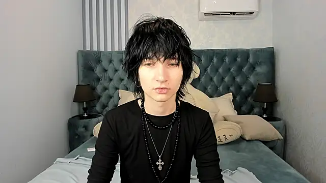 Snapshot of AdonBev chatting on June 28, 2026, 5:24 am AdonBev online show from June 28, 2026, 5:24 am
