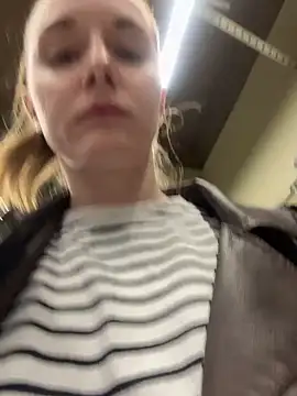 FReyja 44 online show from March 24, 2026, 12:43 pm