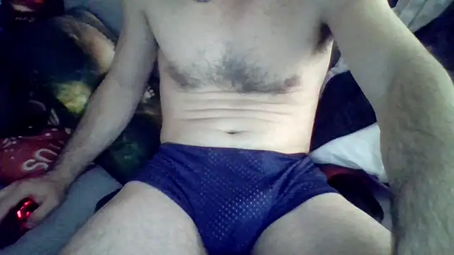 Snapshot of ACruoreX chatting on April 12, 2026, 12:26 am ACruoreX online show from April 12, 2026, 12:26 am