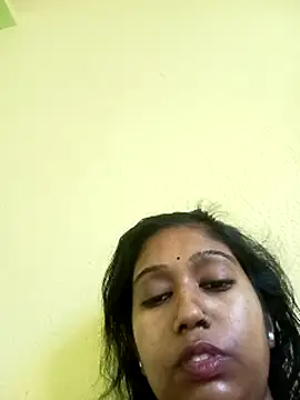 bannerjeesneha20 online show from April 25, 2026, 2:25 am
