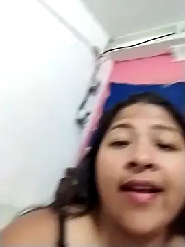 DivineCurves online show from April 13, 2026, 6:46 pm