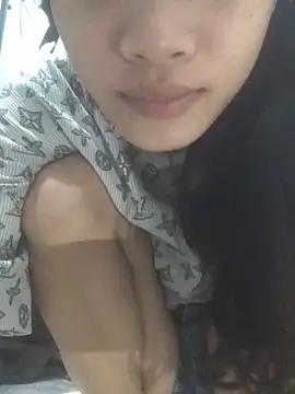 Yuri k2 online show from April 20, 2026, 1:36 pm