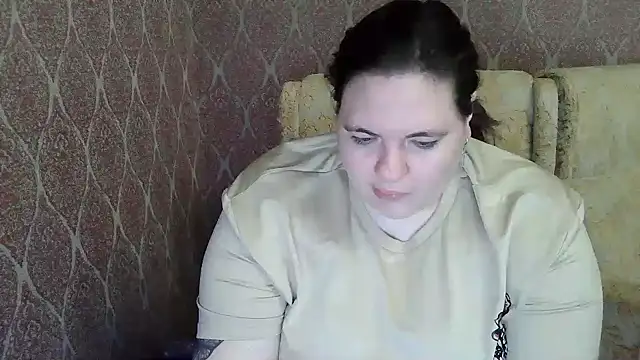 Snapshot of ElviraOreilllyX chatting on April 22, 2026, 6:31 pm ElviraOreilllyX online show from April 22, 2026, 6:31 pm