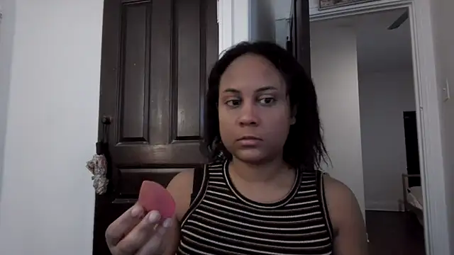 Snapshot of biancadoesit chatting on March 29, 2026, 6:19 pm biancadoesit online show from March 29, 2026, 6:19 pm