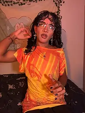 LunuxSiren online show from April 4, 2026, 1:26 am