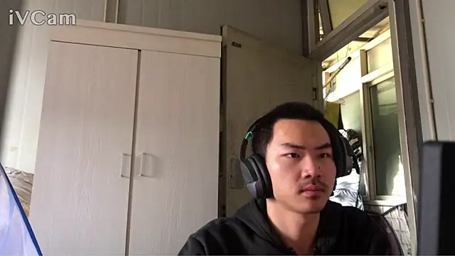 dyjdddttj online show from May 4, 2026, 7:59 am