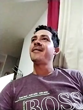 Gabriel leon33 online show from May 1, 2026, 5:56 am