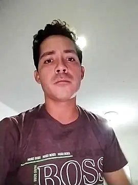 Gabriel leon33 online show from May 19, 2026, 12:38 am