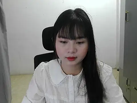 Poppy8386 online show from April 1, 2026, 7:09 am