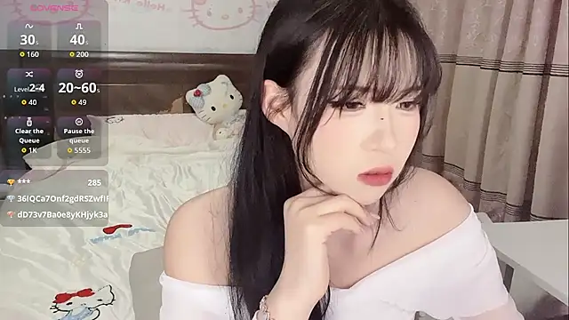 YINUO-QJ online show from April 30, 2026, 8:57 pm