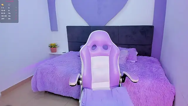 Snapshot of princess_skinny_ chatting on July 10, 2026, 2:16 am princess skinny online show from July 10, 2026, 2:16 am
