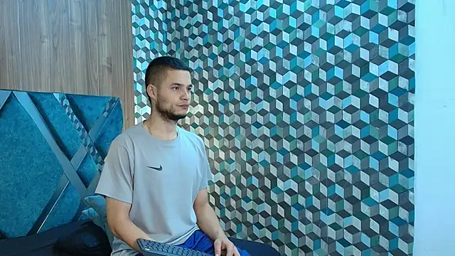 Joaho Fernandez online show from July 18, 2026, 9:51 pm