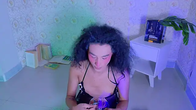 Mikavelvet08 online show from May 20, 2026, 2:12 pm