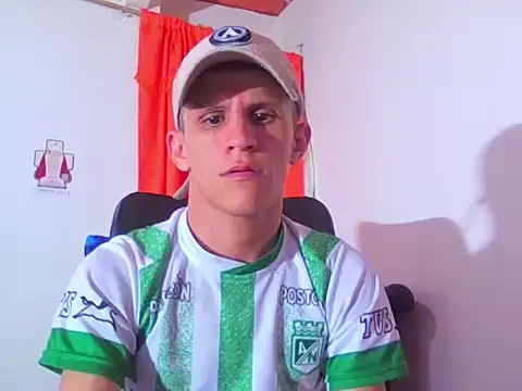 alejandro stone12 online show from April 30, 2026, 12:06 am