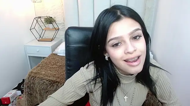 mia velvetk online show from April 22, 2026, 3:09 am