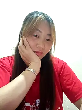 Snapshot of he-se-kin chatting on May 2, 2026, 2:33 pm he-se-kin online show from May 2, 2026, 2:33 pm