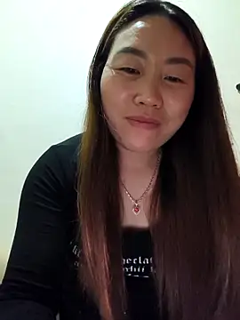 Snapshot of he-se-kin chatting on May 11, 2026, 2:45 pm he-se-kin online show from May 11, 2026, 2:45 pm