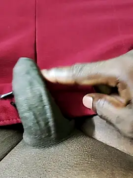 kkTarzan online show from April 19, 2026, 5:12 pm