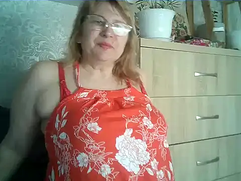 Snapshot of Alina-malina66 chatting on May 15, 2026, 1:07 pm Alina-malina66 online show from May 15, 2026, 1:07 pm