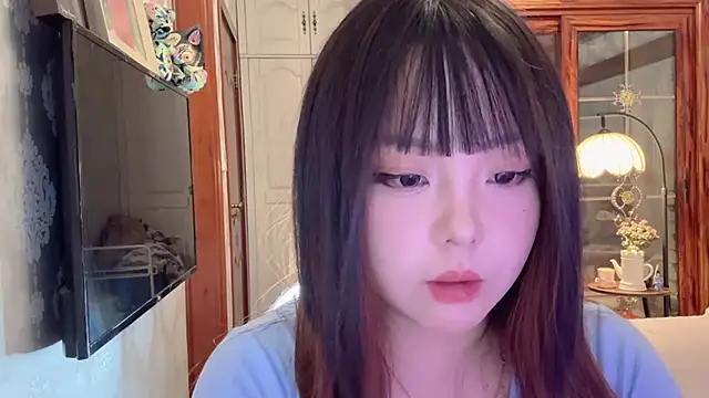 thelittlexx online show from April 23, 2026, 7:52 am