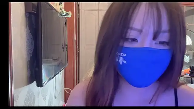 Snapshot of thelittlexx chatting on June 3, 2026, 2:33 pm thelittlexx online show from June 3, 2026, 2:33 pm