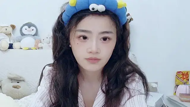 cc-8 online show from April 17, 2026, 3:59 pm