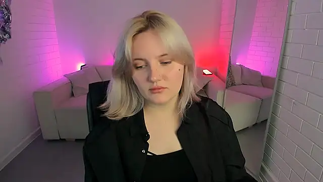 KathyBriggs online show from April 22, 2026, 5:10 am