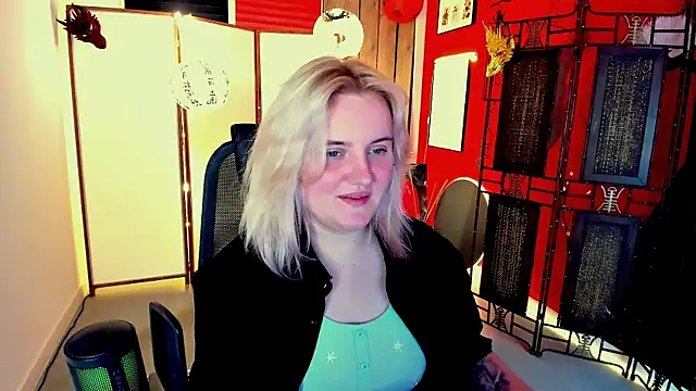 KathyBriggs online show from June 5, 2026, 5:03 am