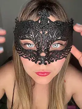 Blonde Cougar online show from May 13, 2026, 6:05 pm