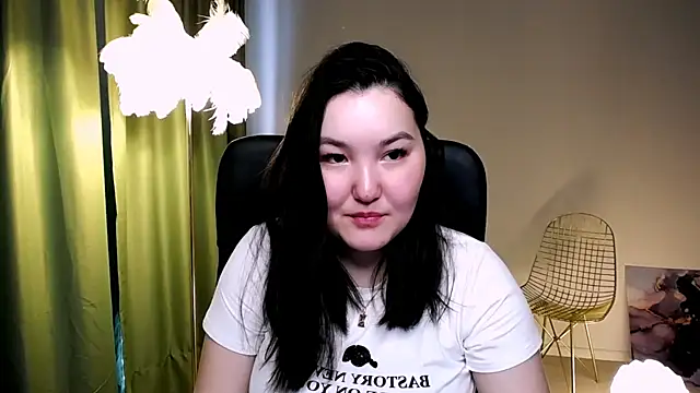 CamilaMartiez online show from April 29, 2026, 1:04 pm