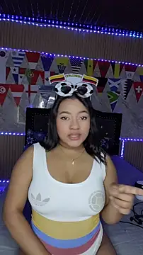 Snapshot of Saraa_M chatting on June 17, 2026, 2:40 pm Saraa M online show from June 17, 2026, 2:40 pm