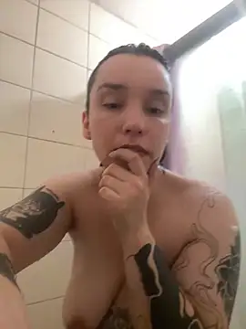 BestBrazilianGirlfriend online show from June 19, 2026, 9:40 pm