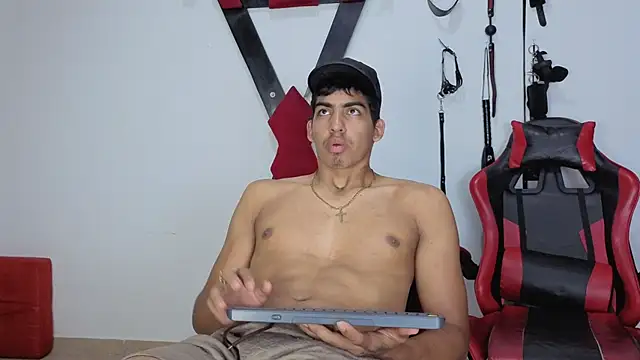 Milo LatinBoy online show from April 6, 2026, 7:15 pm