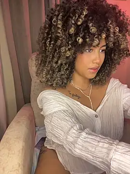 Snapshot of Kendra_curly chatting on June 12, 2026, 1:04 am Kendra curly online show from June 12, 2026, 1:04 am