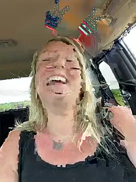 sweetkacibaby online show from July 4, 2026, 1:06 pm
