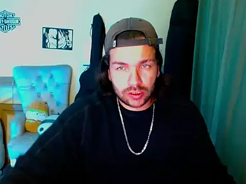 Snapshot of matt_smith chatting on July 23, 2026, 4:32 am matt smith online show from July 23, 2026, 4:32 am