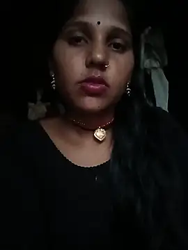 PUNAM  KHAN online show from July 21, 2026, 5:21 am