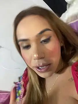 Jullyanaximeness online show from July 4, 2026, 8:48 pm